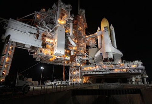 NASA Fuels Space Shuttle to Launch on Super Bowl Sunday